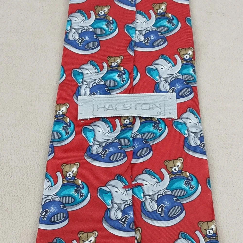 VTG Halston 4x57 Mens Silk Tie Woven Elephant Bear‎ Lightweight